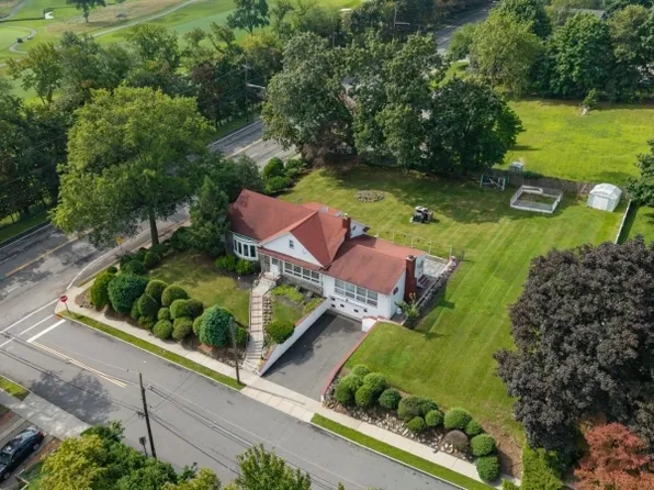 2 Fairway Ave, West Orange Twp., NJ 07052