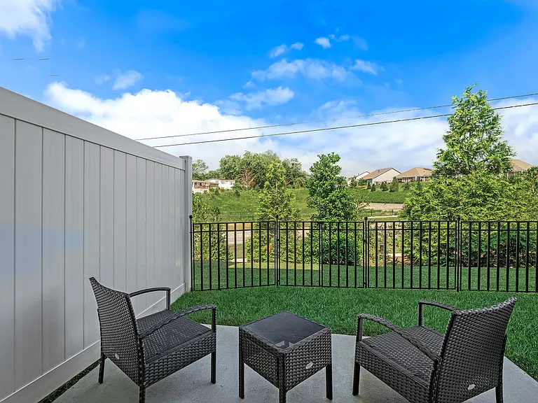 74 Creekview Rd — Photo 44