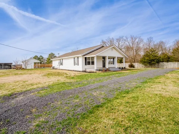 1761 Shields Rd, Crandall, GA 30711