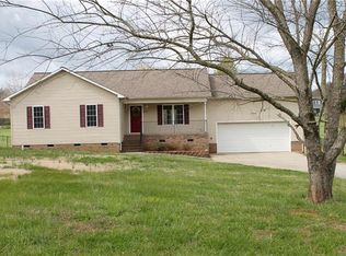 207 Pengrove Dr, Stony Point, NC 28678