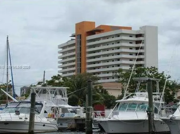 36 NW 6th Ave APT 801, Miami, FL 33128