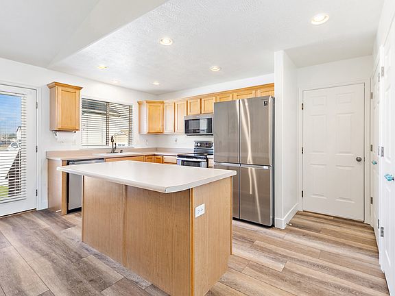 5th image of 10261 N Carriage Ln