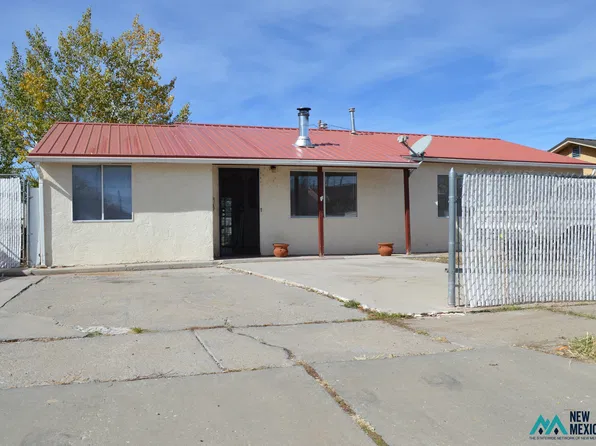 210 Elizabeth St, Gallup, NM 87301