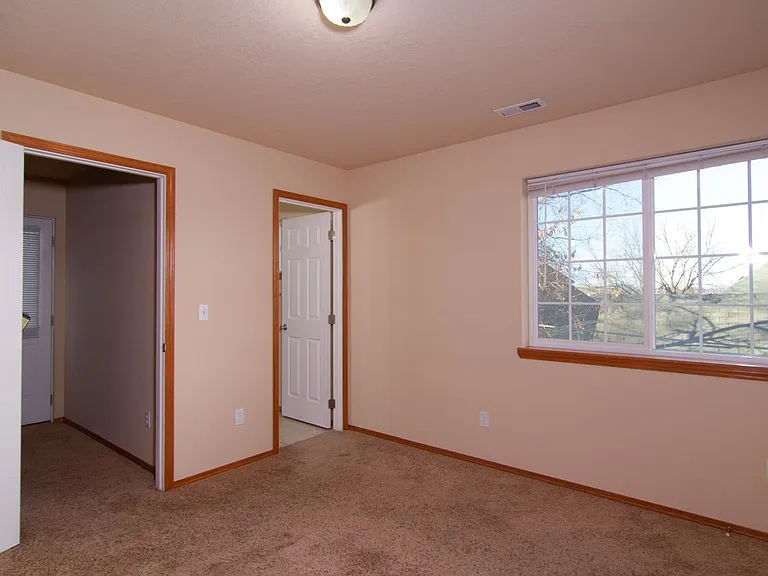 515 S Garfield Duplex — Photo 4