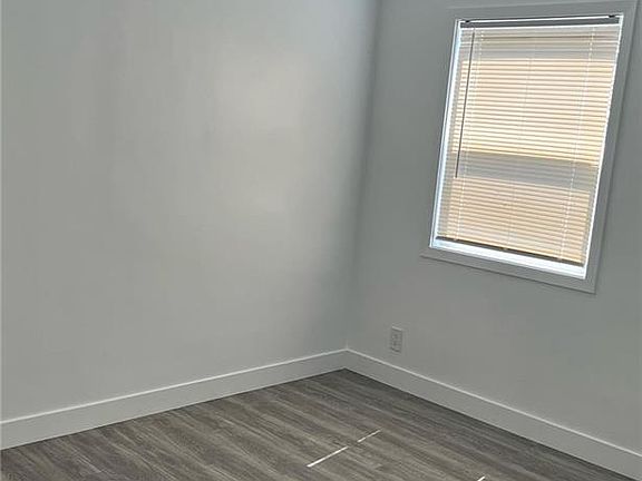 4th image of 11009 W Emelita St #3