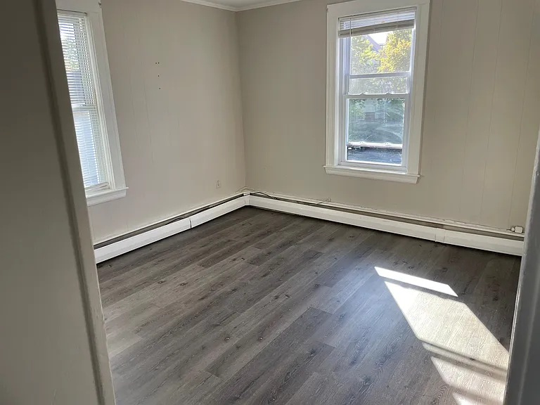 270 Washington St #3R — Photo 6
