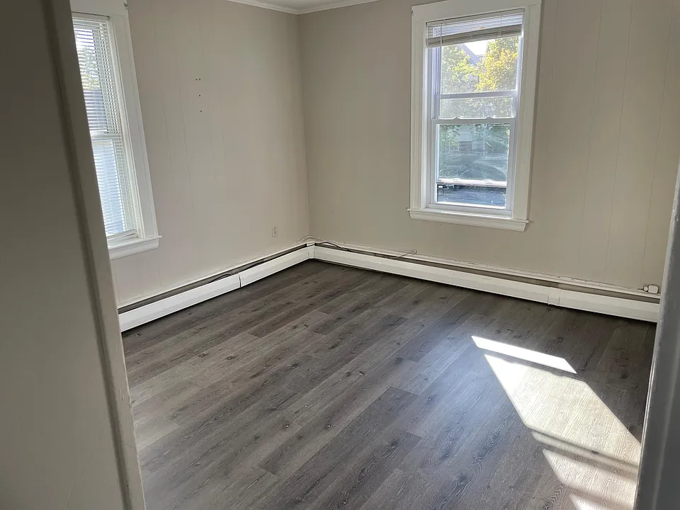 270 Washington St #3R