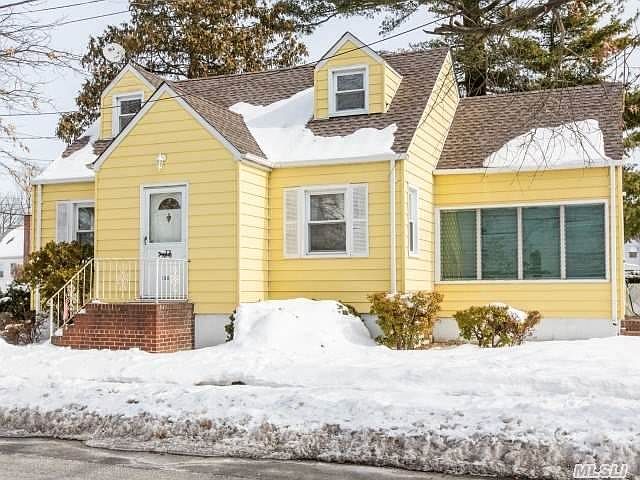 1st image of 156 Goldenrod Ave