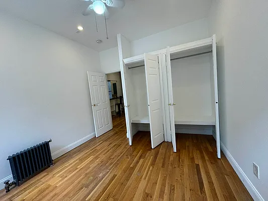 Rented by KNOCKKNOCK LLC | media 9