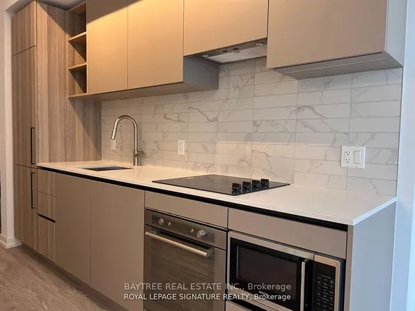 55 Mercer St #3610, Toronto, ON M5V 1H2