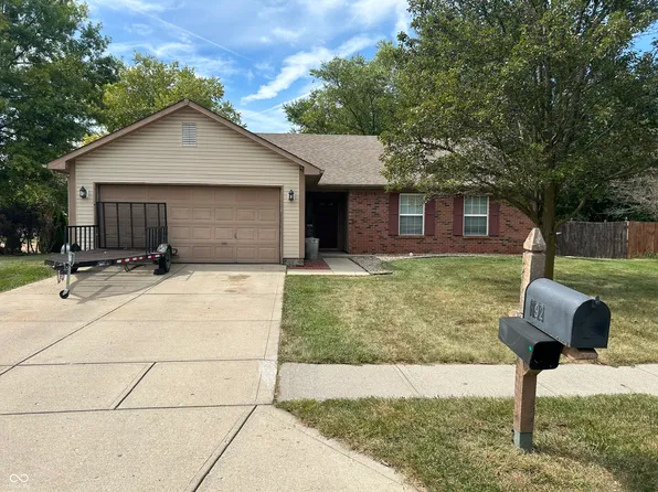 892 Millbrook Dr, Avon, IN 46123