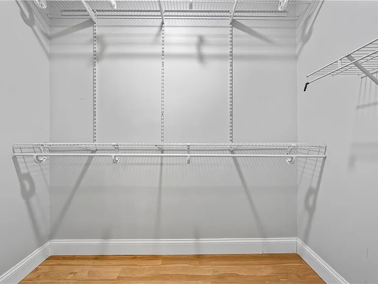 6616 Splashwater Dr — Photo 38