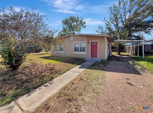 2907 Cypress St, Victoria, TX 77901