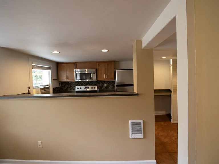 6915-6917 N Philadelphia Ave #6915 — Photo 14