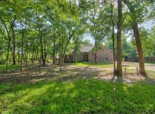 9570 Woodview (pvt) Dr, College Station, TX 77845