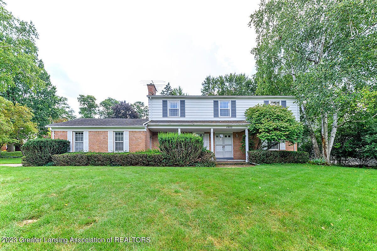 1682 Woodside Dr, East Lansing, MI 48823 Zillow