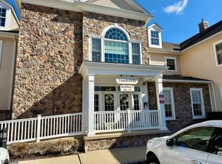 58 Brooklake Rd #5, Florham Park, NJ 07932