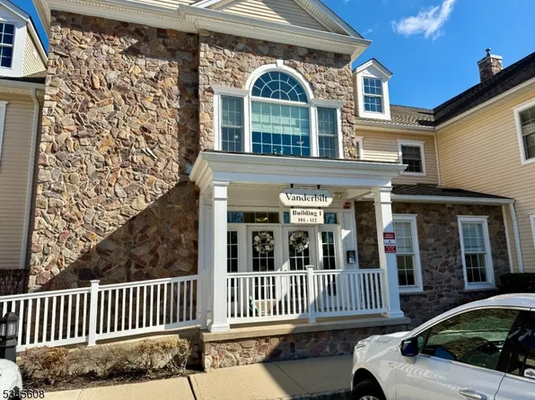 58 Brooklake Rd #5, Florham Park Boro, NJ 07932