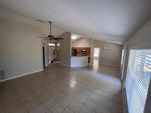 2nd image of 7602 Coquina Ave