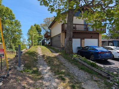 131 Cora Ave, Fox Lake, IL, 60020