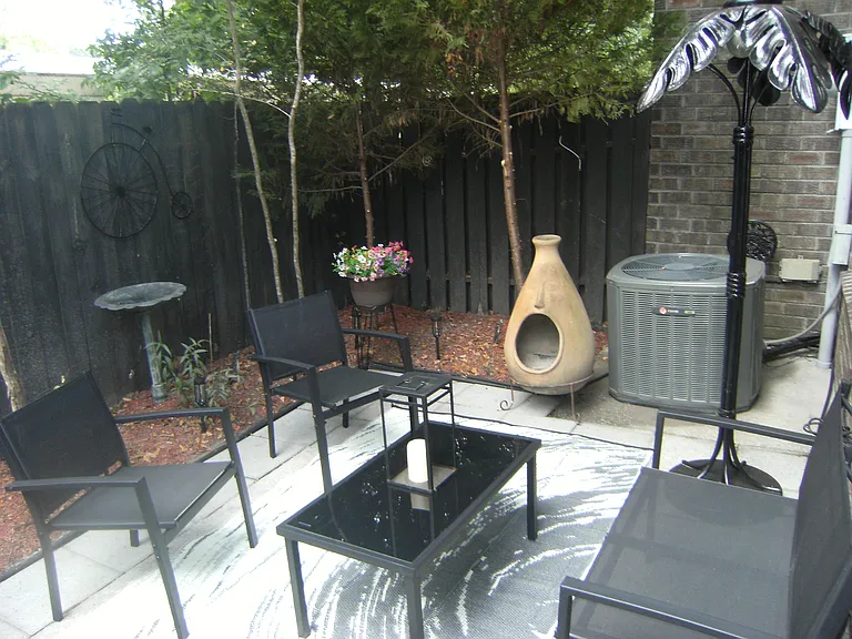2451 Realm St — Photo 19