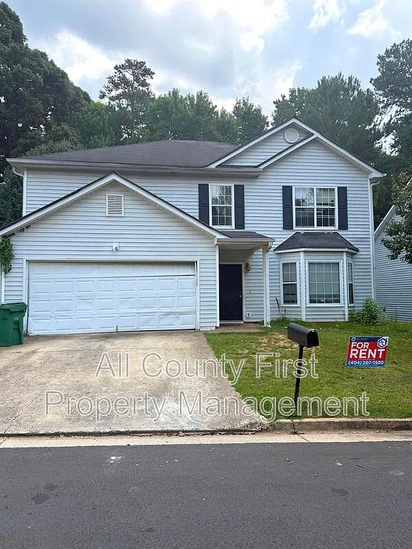 3 bed, 2.5 bath, 1800 sqft, $1,900 — Photo 1