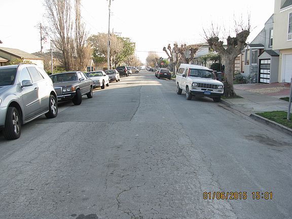4th image of 940 Mills Ave