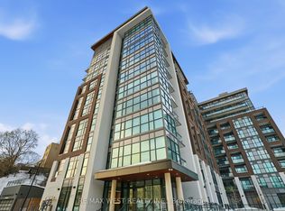 25 Neighbourhood Ln #306, Toronto, ON M8Y 0C4