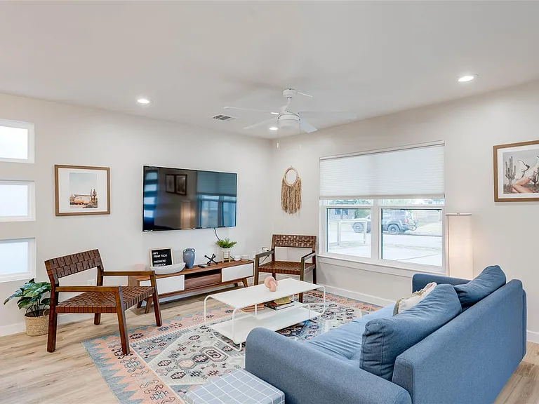 2516 Friar Tuck Ln — Photo 14
