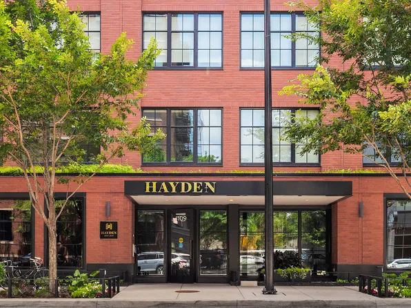 (undisclosed Address), Chicago, IL 60607