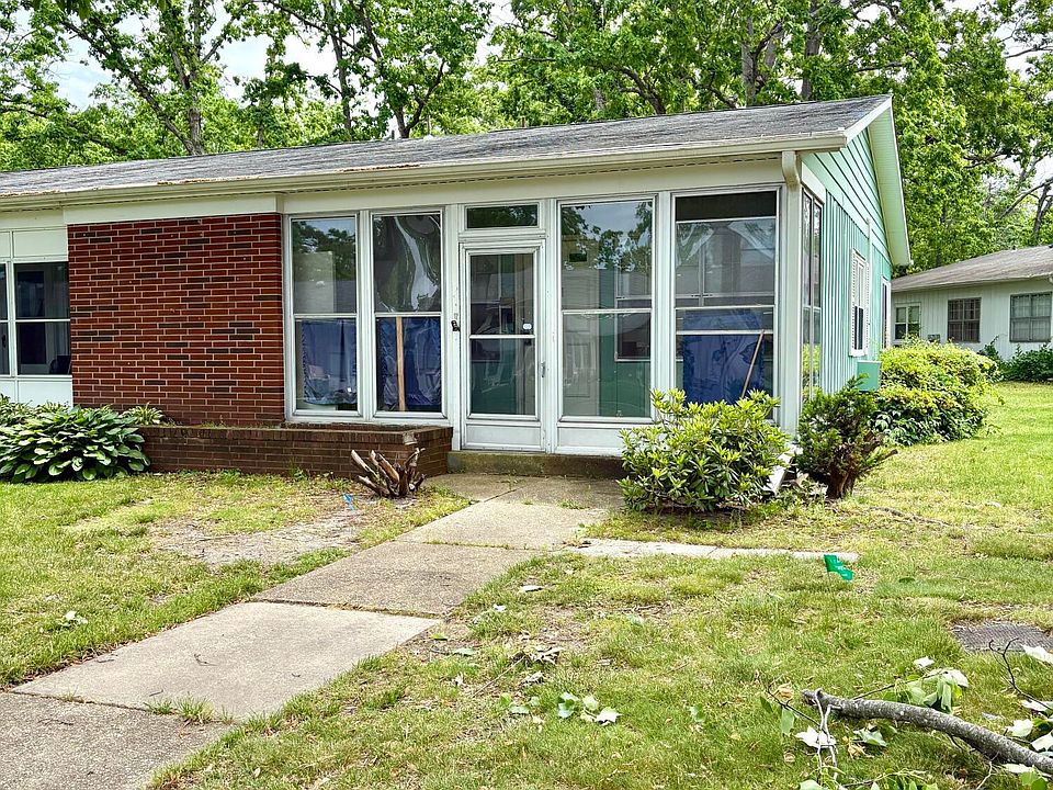 1st image of 99F Edinburgh Lane