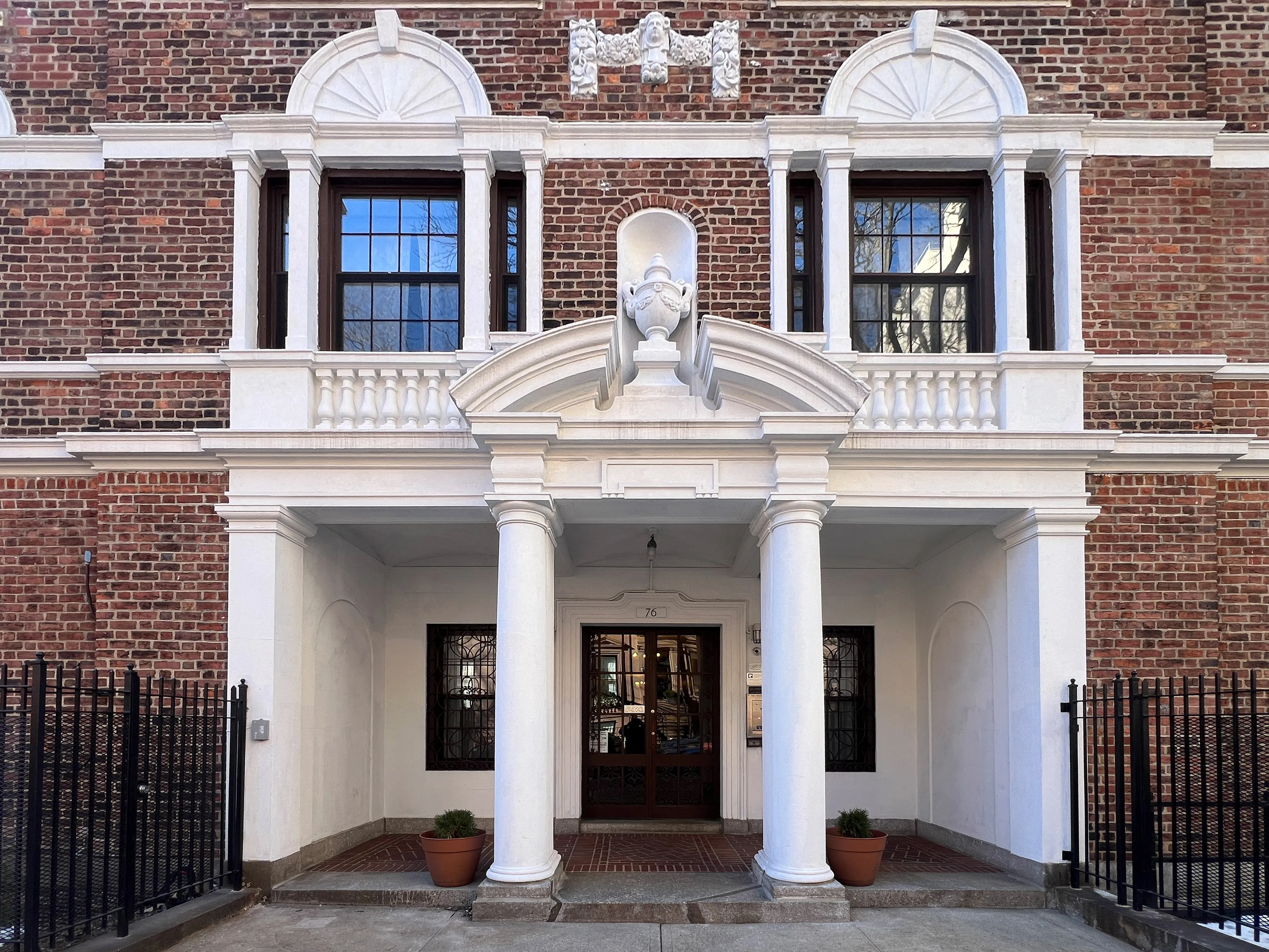 76 Remsen Street #4B in Brooklyn Heights, Brooklyn | StreetEasy