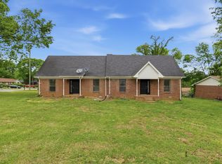 1520 Meadow Bend Dr, Madison, TN 37115