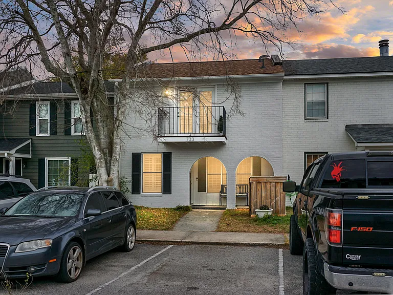 733 Ralston Ct — Photo 7
