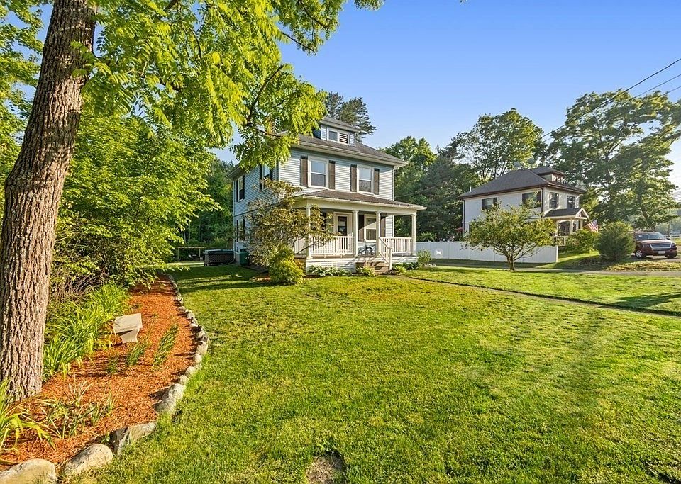 305 Britton St, Raynham, MA 02767 MLS 73119385 Zillow