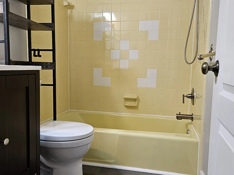 6602 Huntsman Blvd — Photo 16