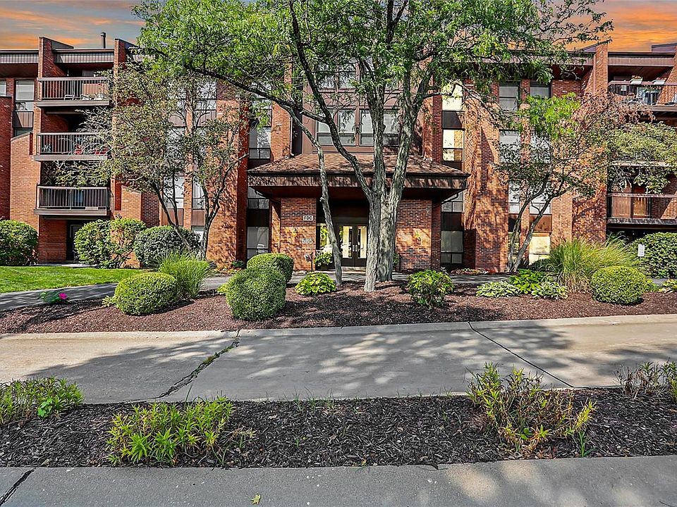1st image of 585 Coeur De Royale Dr APT 104