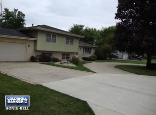 24734 W Renwick Rd, Plainfield, IL 60544