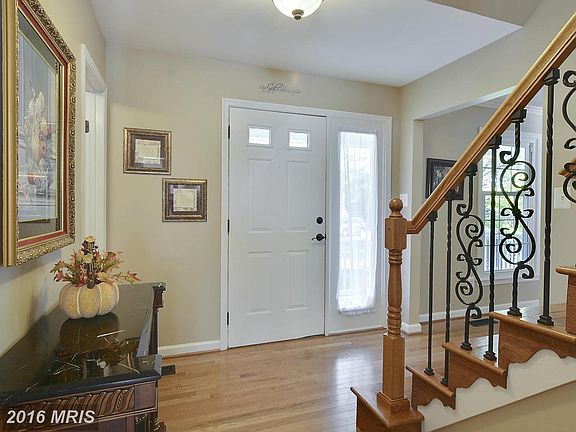 2nd image of 3512 Honey Locust Ct