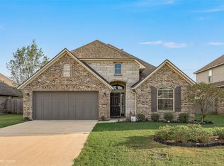 617 Labarre Ln, Benton, LA 71111