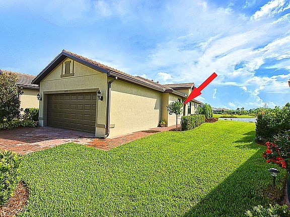 2nd image of 4373 Beauty Leaf Cir