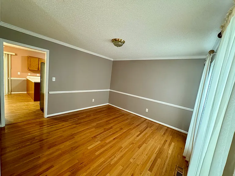 1117 Creek Haven Dr — Photo 29