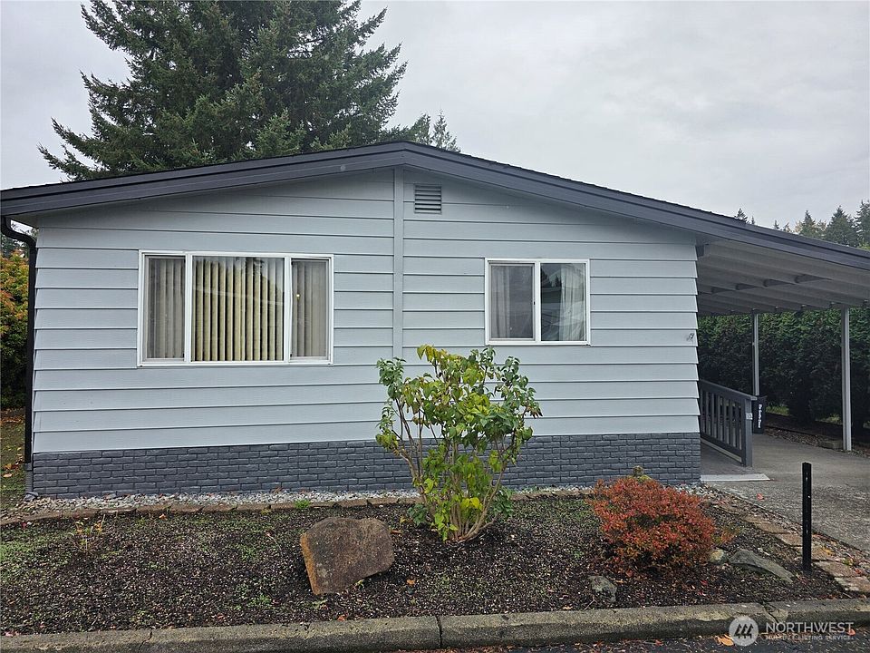 1st image of 620 112th Street SE #323