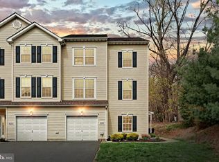 2326 Sunny Hill Cir #2326, York, PA 17406