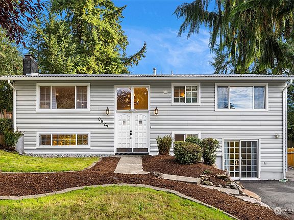 3rd image of 8527 NE 135th Street