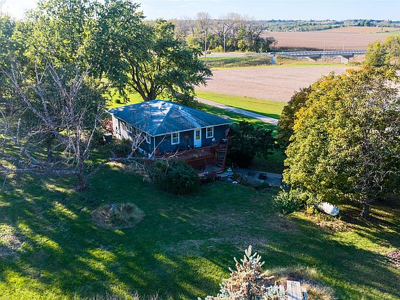 3rd image of 2352 Bevington Park Rd