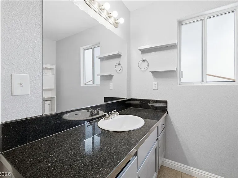 713 Marie Fenlon Dr #0 — Photo 17