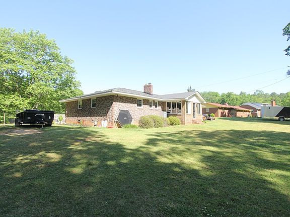5th image of 116 Empire Cir