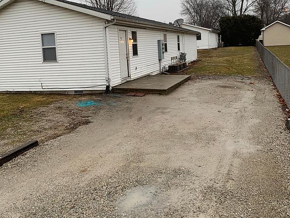 4th image of 515 E Dean St APT A