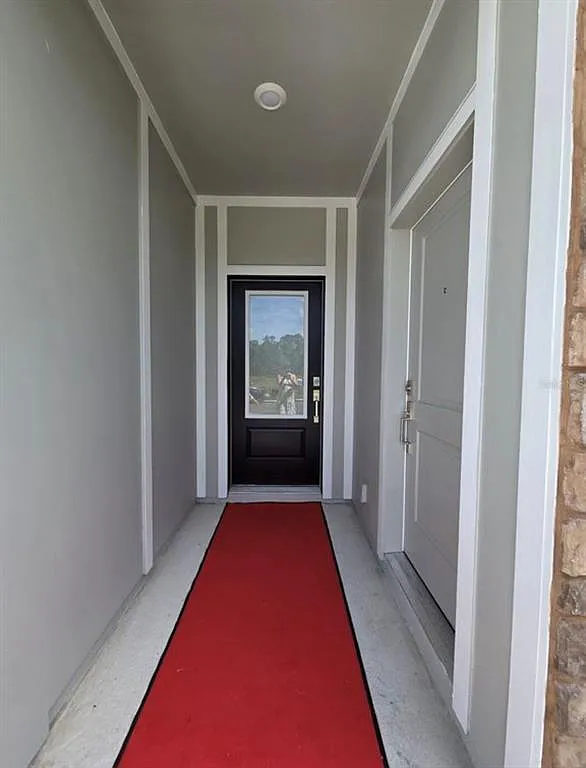3 bed, 2.0 bath, 2000 sqft, $2,100 — Photo 2